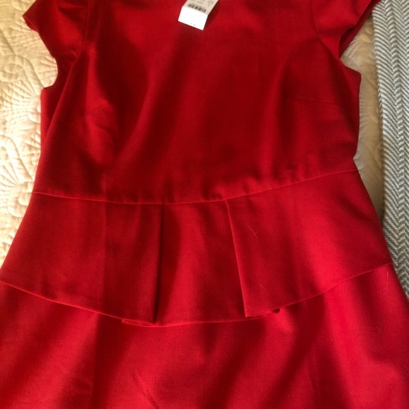 Dress for any occasion. Peplum detail - Picture 3 of 4